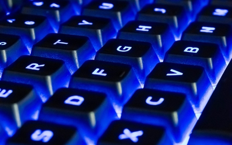 Writing for Social Media and the Web
